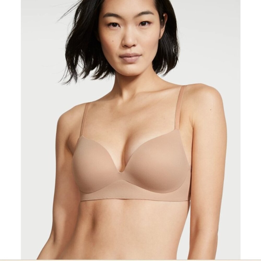 INCREDIBLE BY VICTORIA'S SECRET Wireless Push-up Bra in Marzipan (Size 36DD)